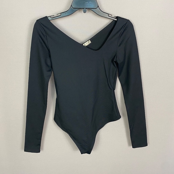 Free People Intimately Asymmetrical Bodysuit Long Sleeve in Black Sz XS - Picture 3 of 16